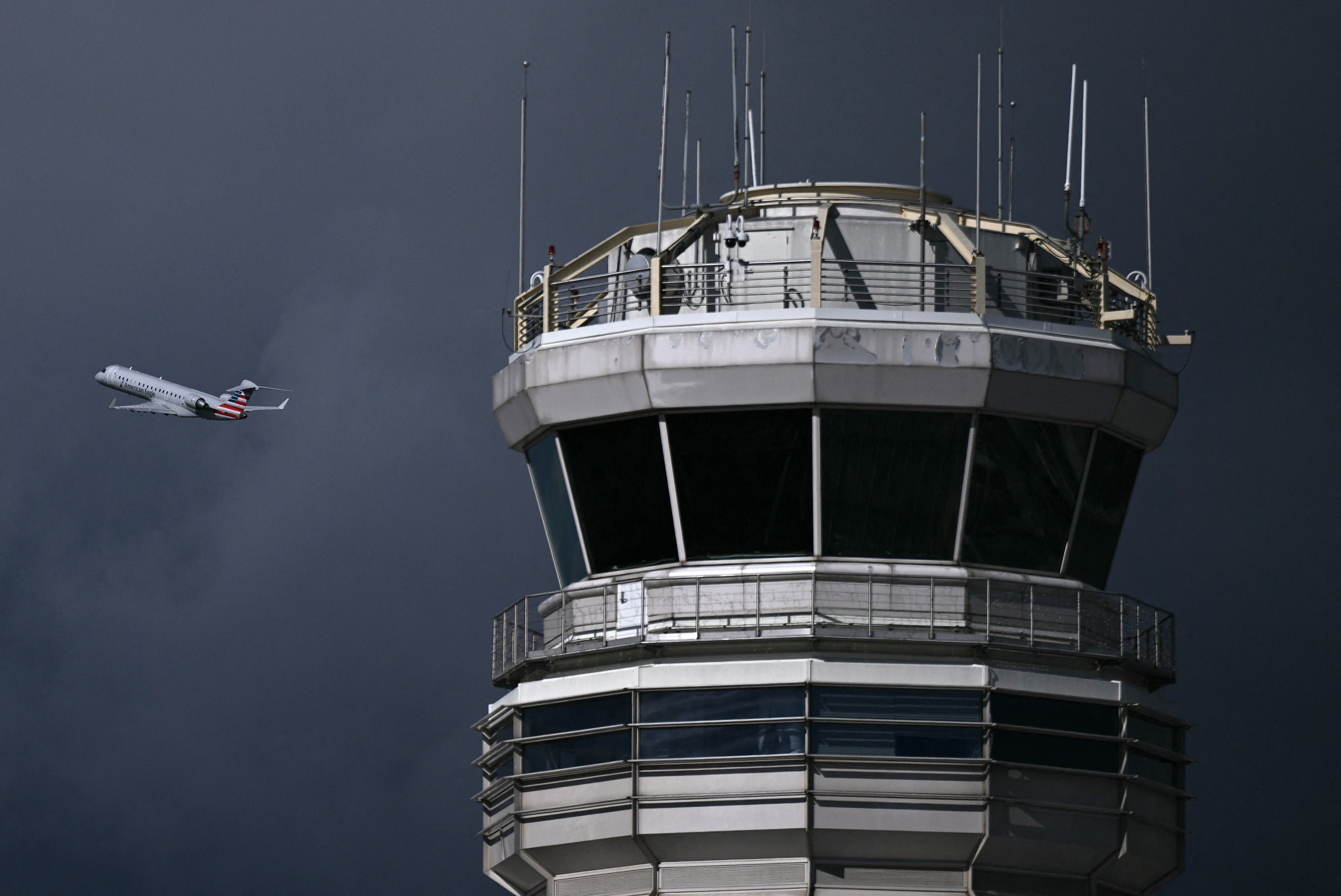 As the U.S. government shutdown enters a record 36th day, air traffic controllers, who are required to work without pay, are feeling the squeeze. (AFP via Getty Images)