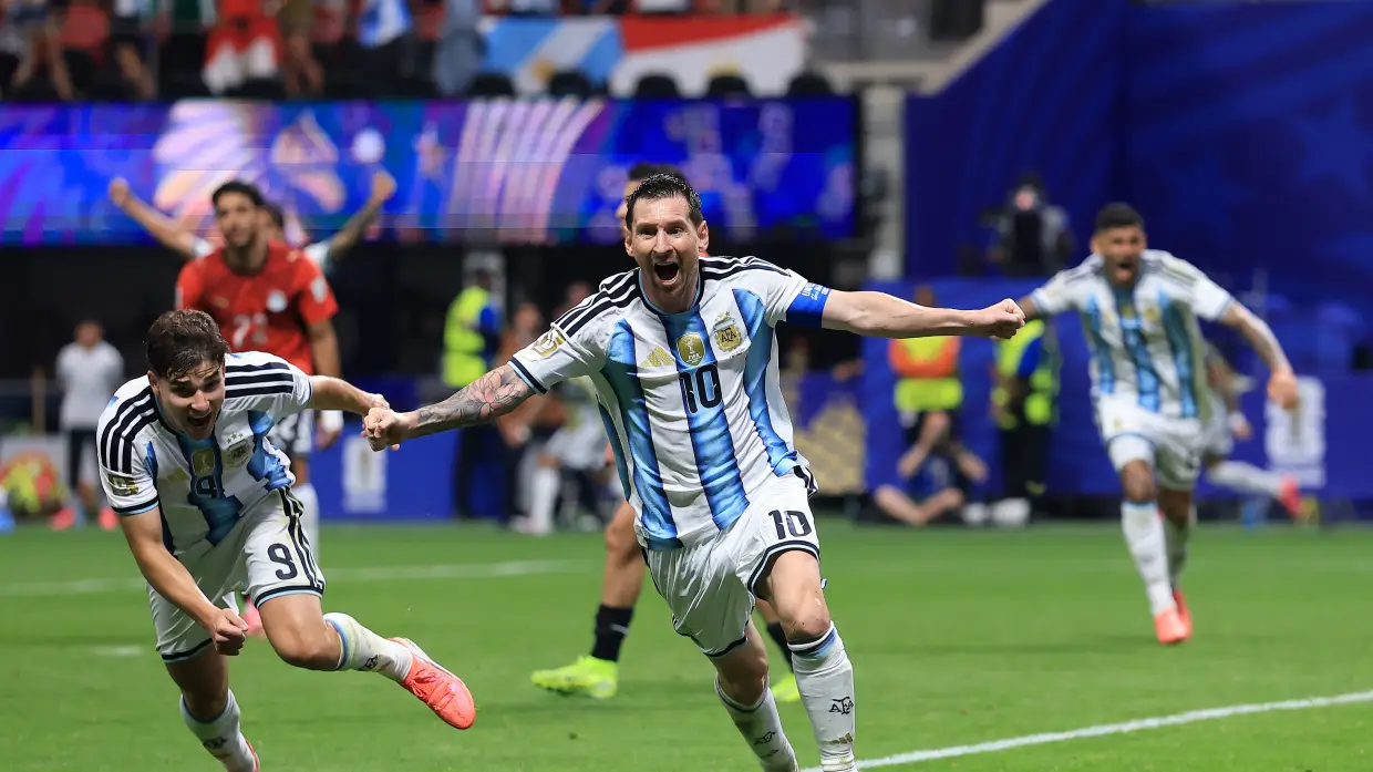 Reigning champion Argentina escapes with remarkable World Cup victory over Egypt