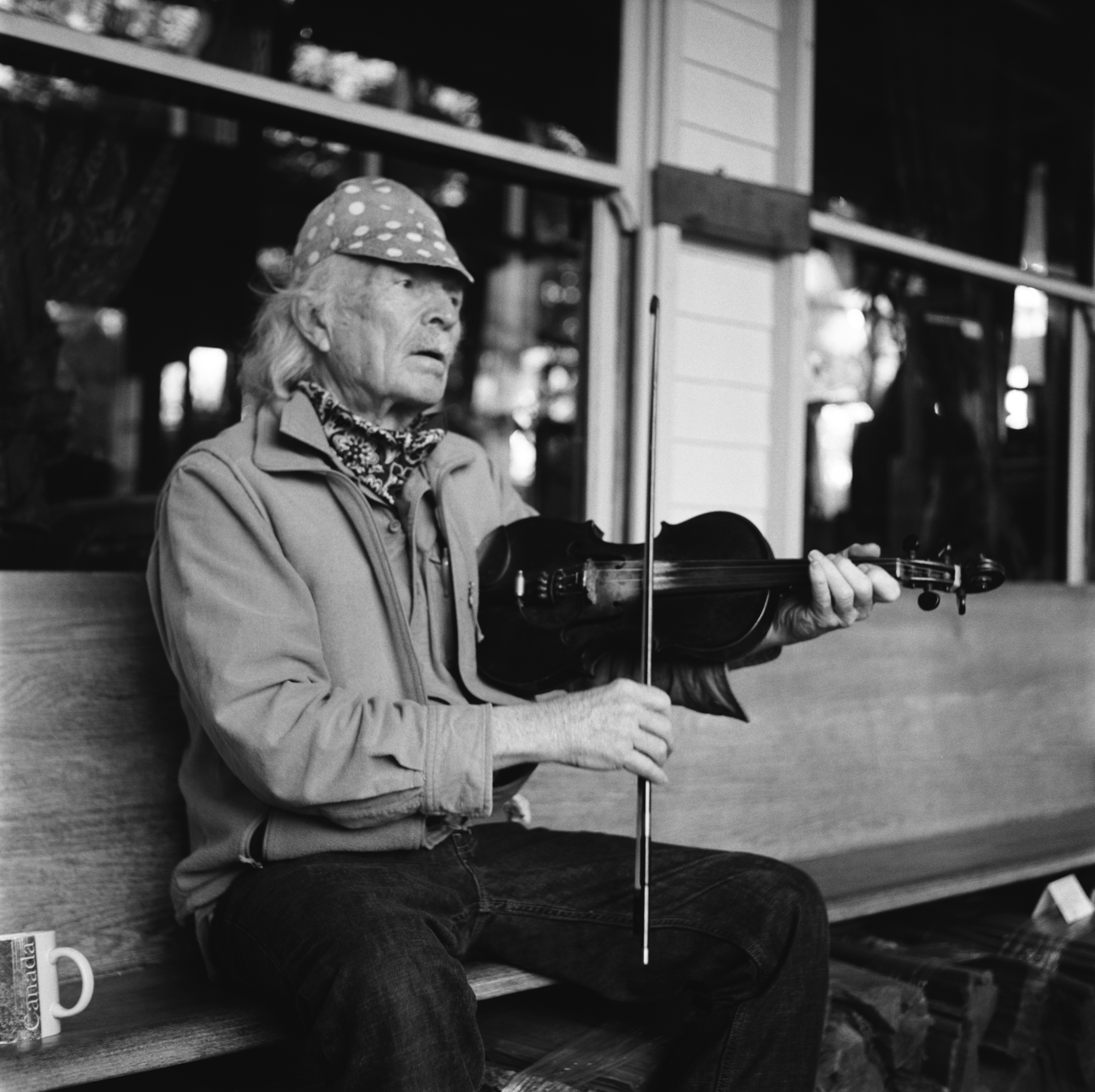 Michael Hurley, a godfather of underground folk, has died : NPR