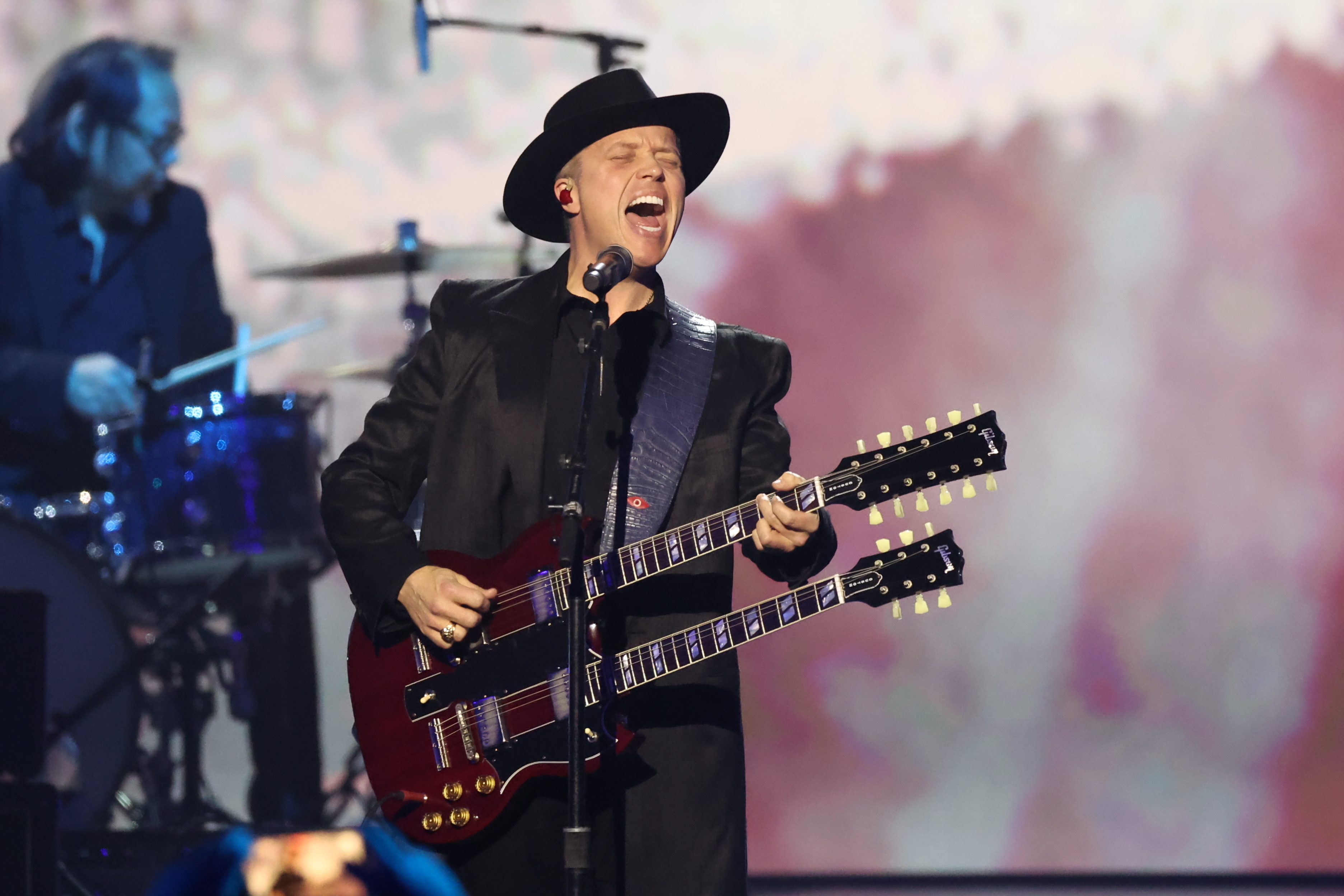 Jason Isbell performs onstage during the 2024 MusiCares Person Of The Year Honoring Jon Bon Jovi at Los Angeles Convention Center on February 02, 2024 in Los Angeles, California. (Photo by Amy Sussman/Getty Images)