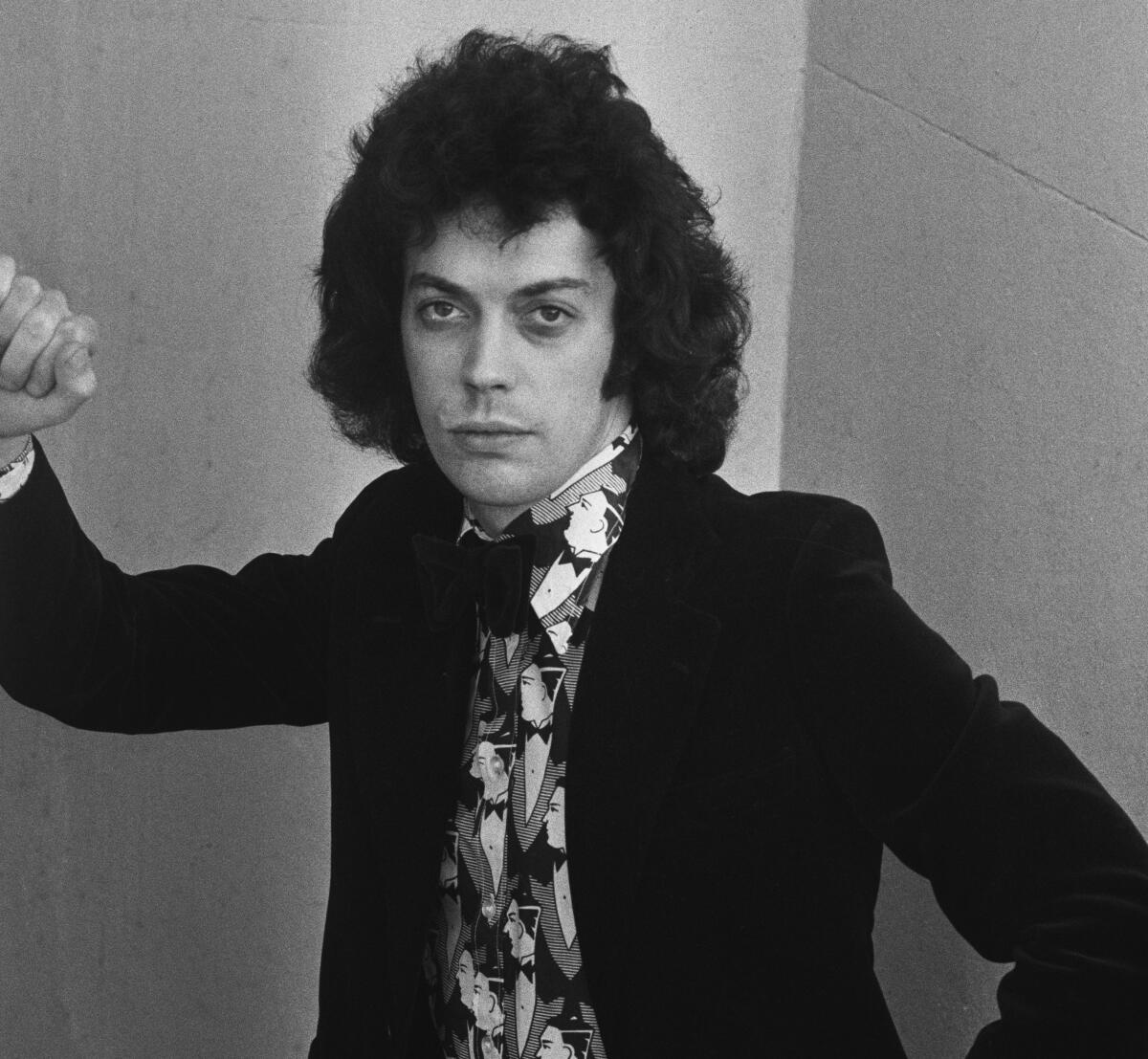 Tim Curry, who defined 'The Rocky Horror Picture Show,' has died 1 Tim Curry in 1974.