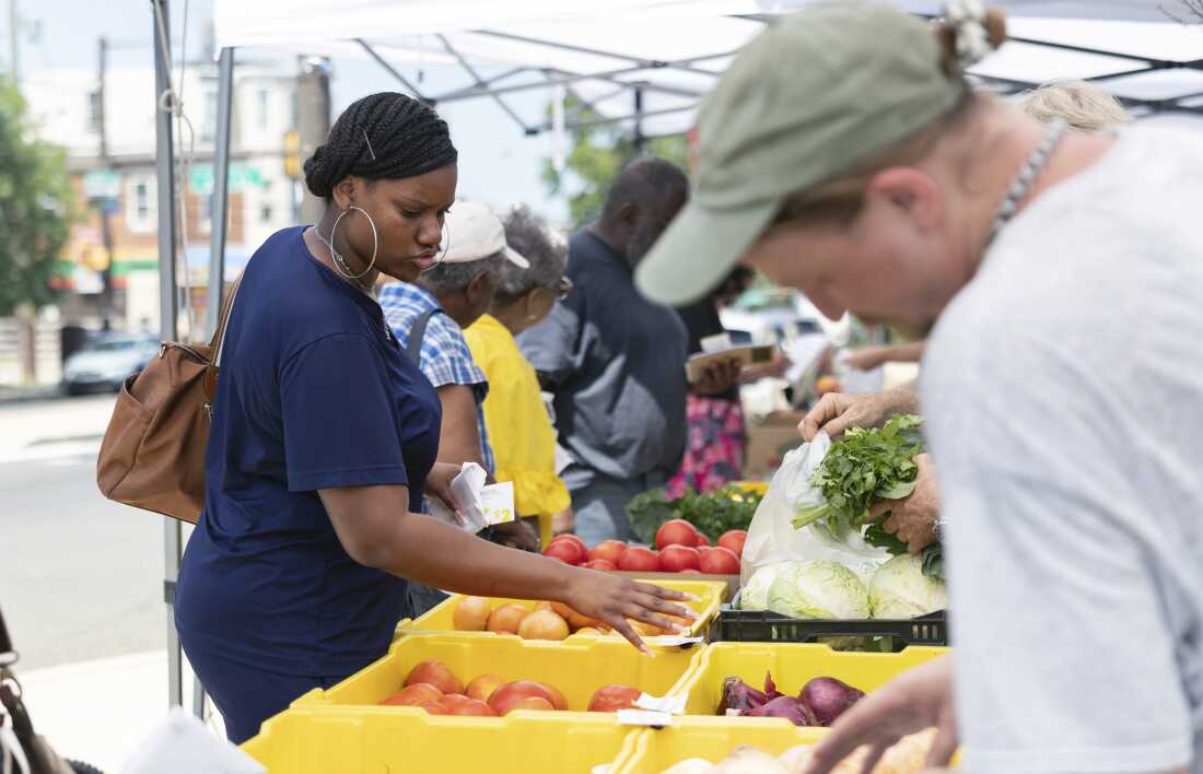 The White House pushes healthy eating. It cut a landmark nutrition education program The White House pushes healthy eating. It cut a landmark nutrition education program