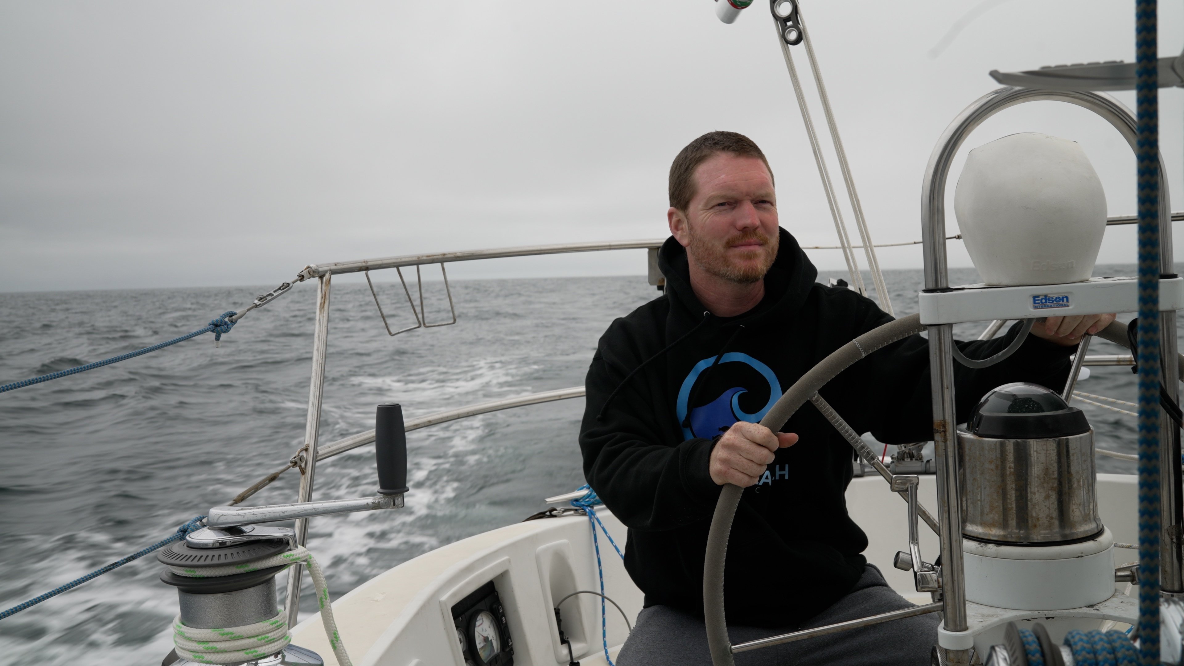 Meet the man circumnavigating the Arctic Ocean, alone