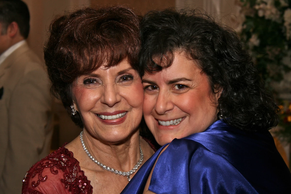 Rosanne Corcoran and Rose Carfagno