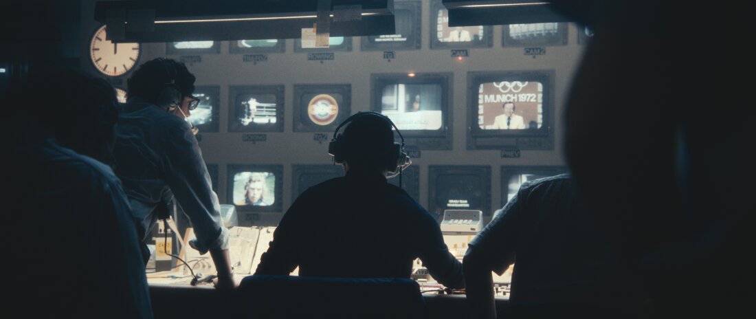 Director Tim Fehlbaum's team obtained 1970s era television equipment from collectors, museums and television studio storage rooms for the set of his film September 5.