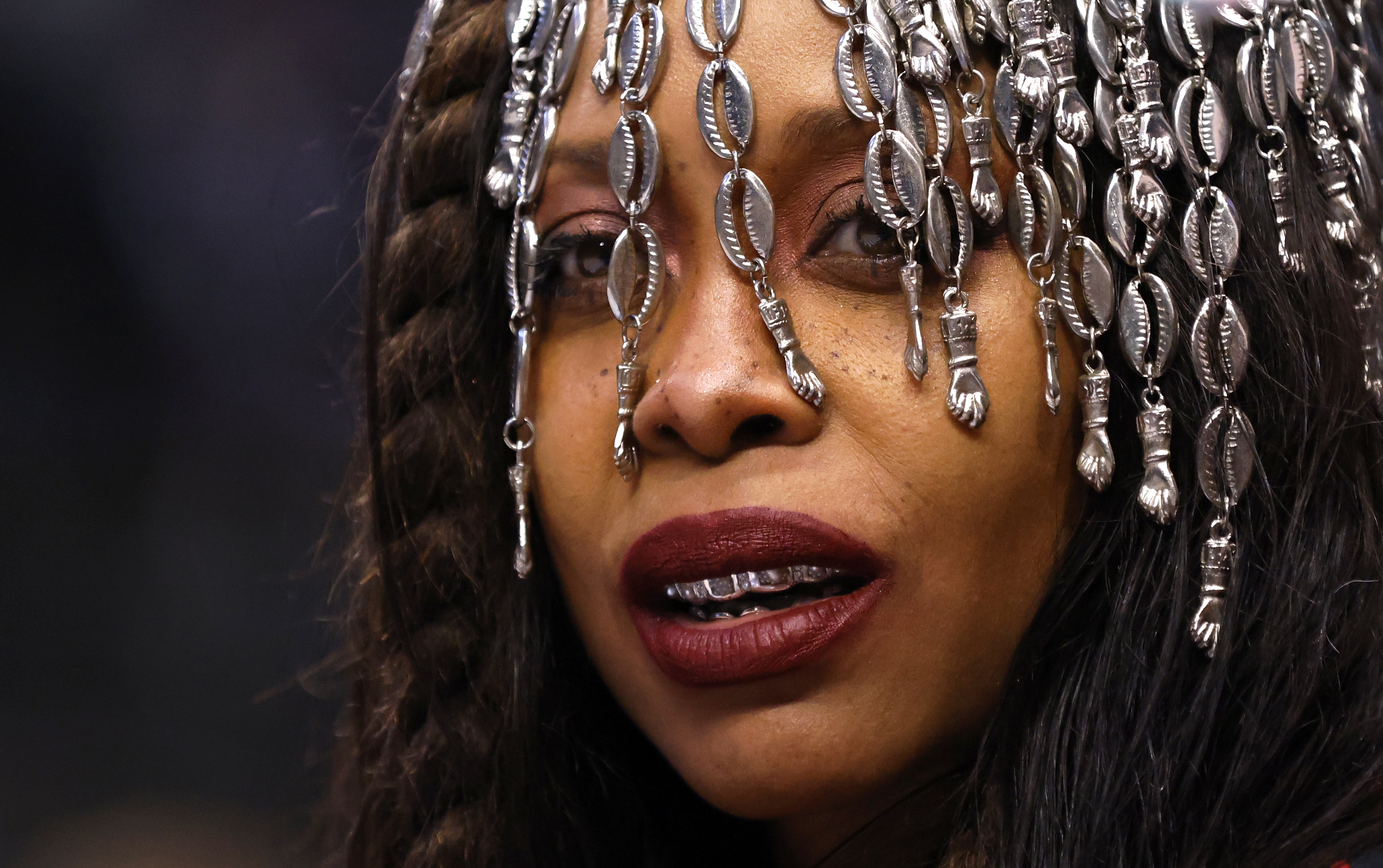 Erykah Badu opens up on whether there