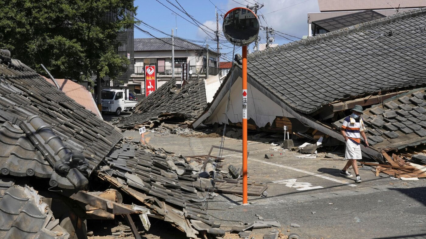 Death toll from southwestern Japan quake climbs to 34