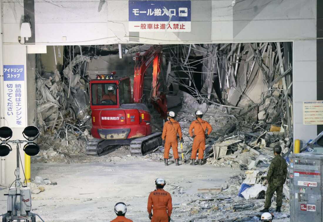 Death toll from southwestern Japan quake climbs to 34