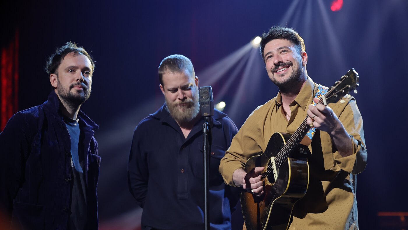 Mumford & Sons singer says new album is the ‘crystallization’ of the band’s sound Mumford & Sons singer says new album is the ‘crystallization’ of the band’s sound