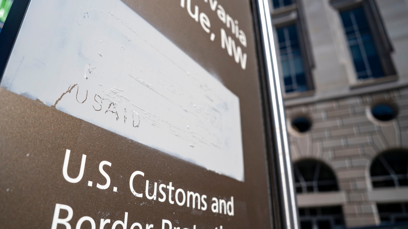 تنتهي الوكالة الأمريكية للتنمية الدولية تقريبًا جميع موظفيها الباقين تنتهي الوكالة الأمريكية للتنمية الدولية تقريبًا جميع موظفيها الباقين