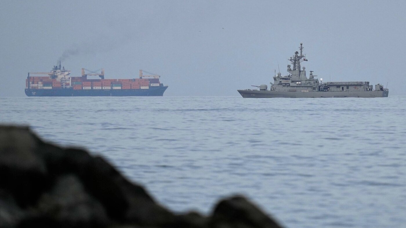 دبلوماسي مخضرم ينهار حرب إيران