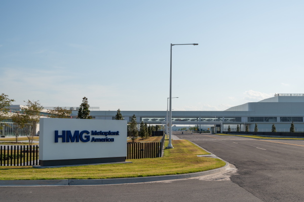 The Hyundai Motor Group factory in Ellabell, Ga., on Friday. A day earlier, federal agents detained 475 people at the automaker's manufacturing complex.