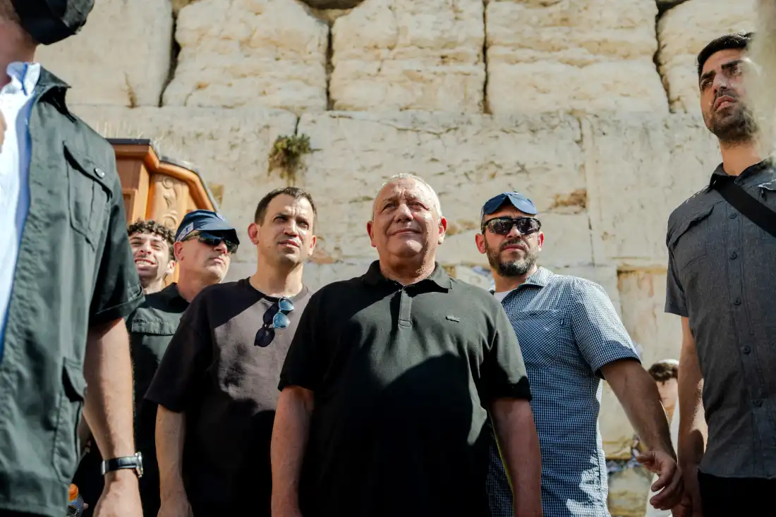 Gadi Eisenkot, leader of the Yashar party, visits the Western Wall in the Old City of Jerusalem on October 22, 2026.