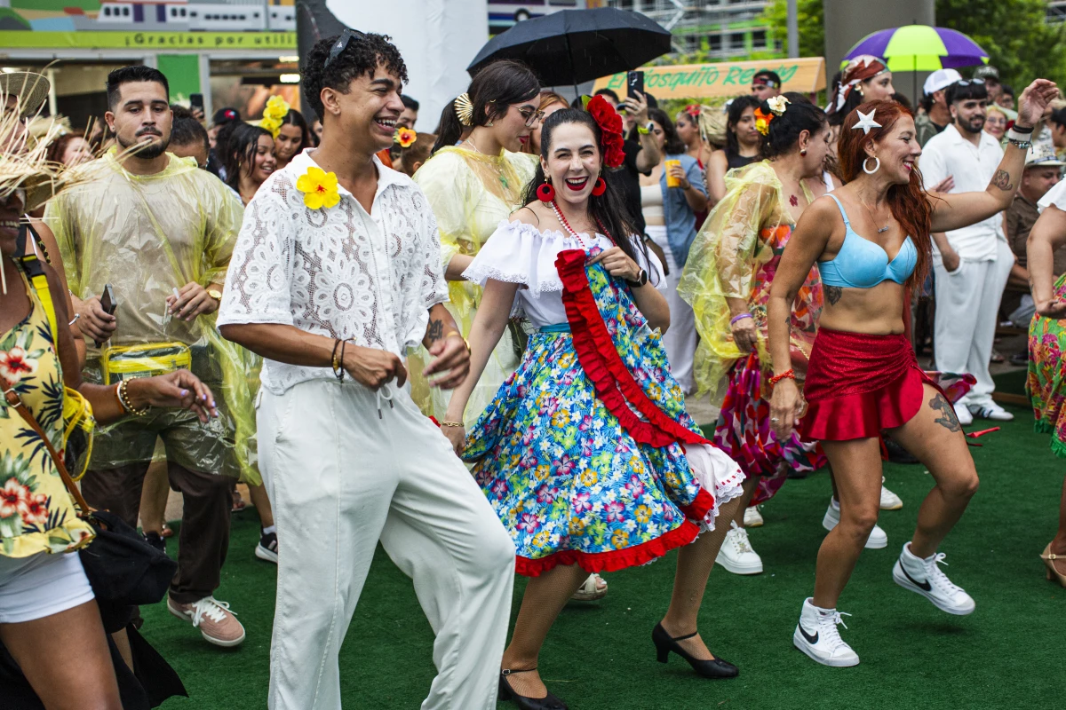 Dancing to the rhythm of plena before the concert.