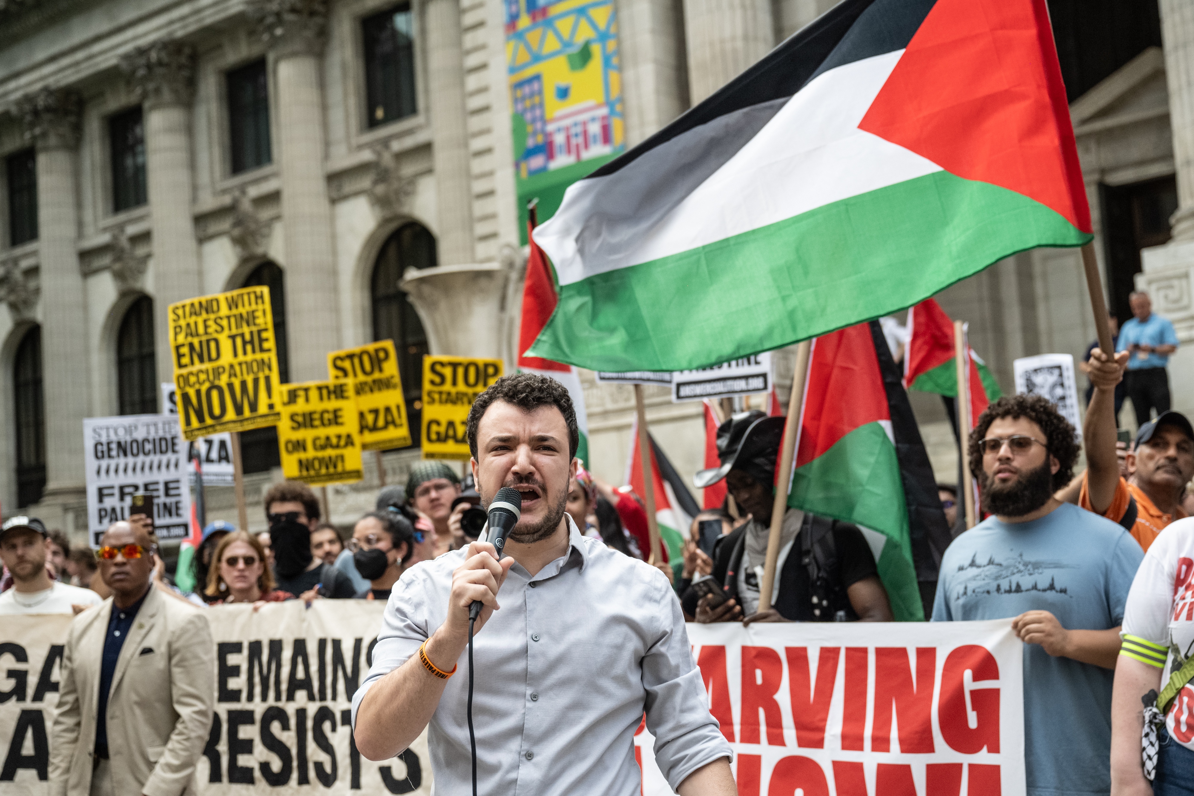 Mahmoud Khalil, the former Columbia University graduate student known for his role in the 2024 Columbia University pro-Palestinian protests, is now at the center of a legal battle against the Trump administration