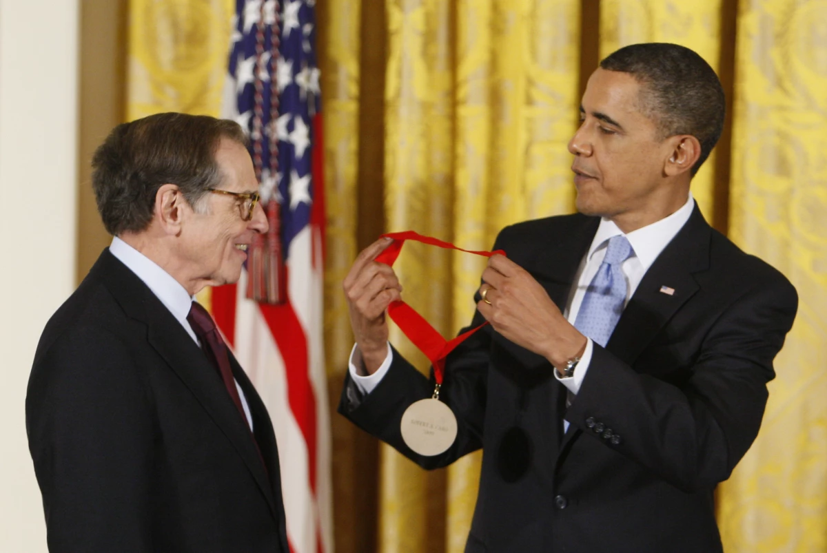 President Barack Obama presents the 2009 National Humanities Medal to Robert Caro.