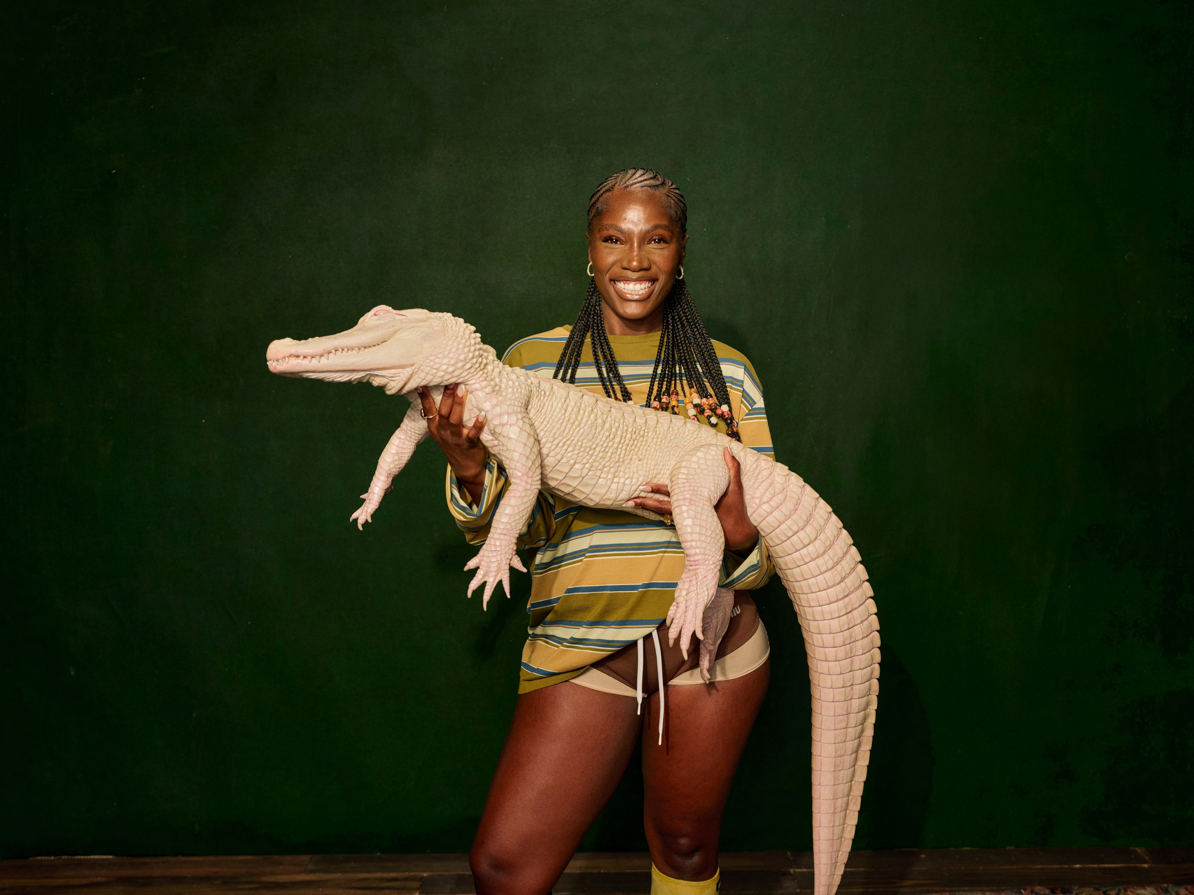 Doechii channels a panoramic relationship to her own thoughts and voice on the new mixtape <em>Alligator Bites Never Heal</em>.