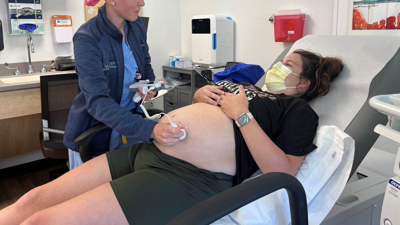 Rural hospitals cut labor and delivery units as demand wanes : Shots Rural hospitals cut labor and delivery units as demand wanes : Shots