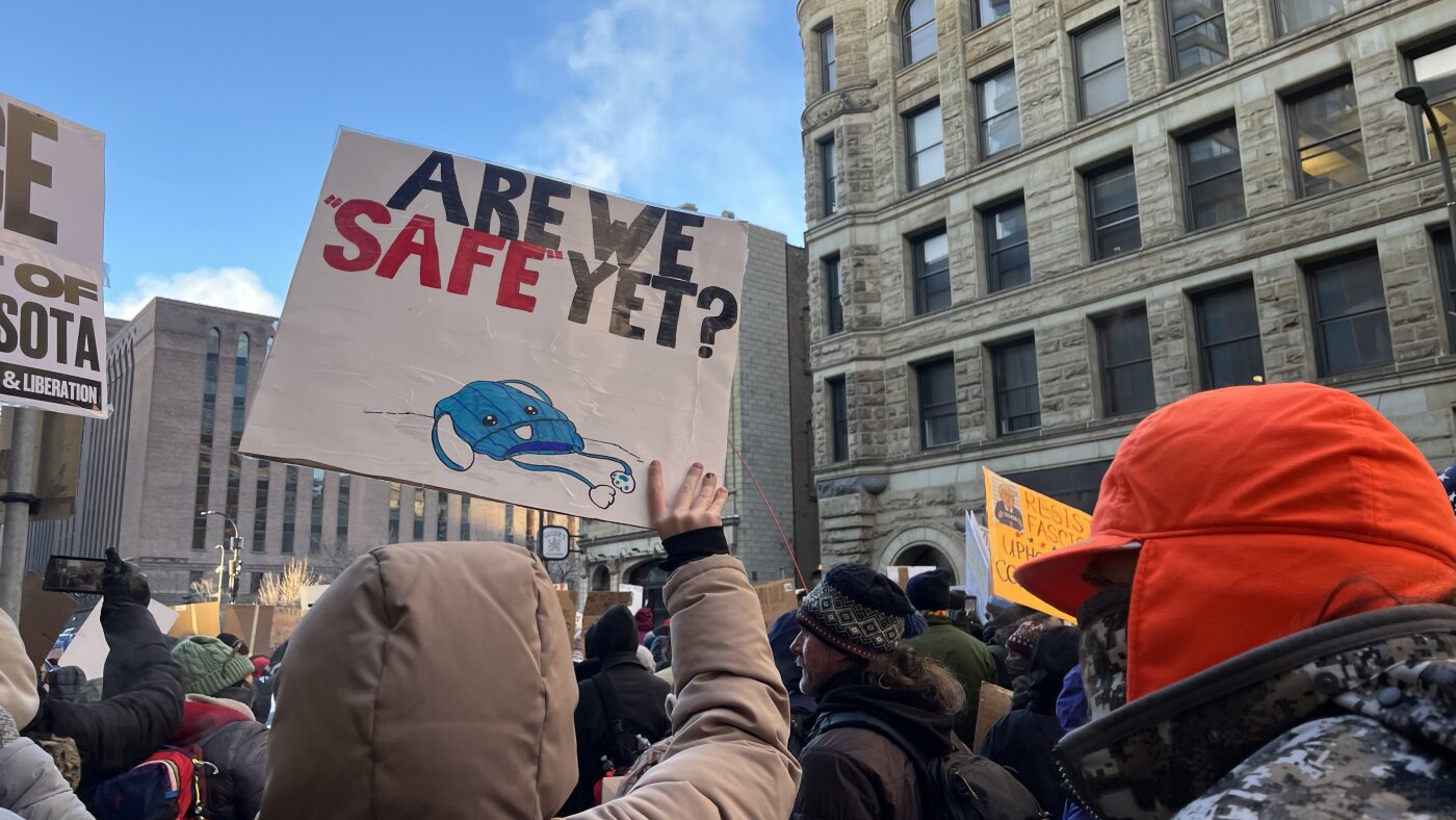 No, that wasn't Liam Conejo Ramos in Bad Bunny's Super Bowl halftime show