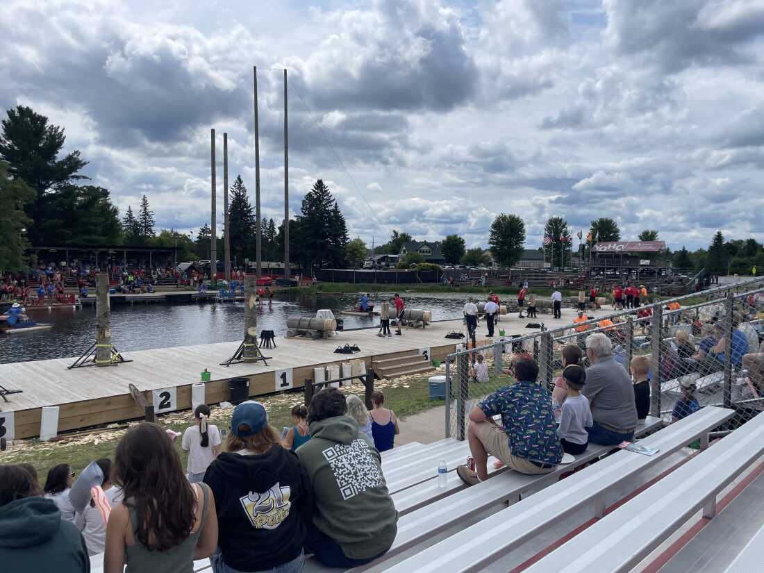 El Campeonato Mundial de Lumberjack lleva al público a Hayward, una ciudad en el norte de Wisconsin conocida por su recreación al aire libre.