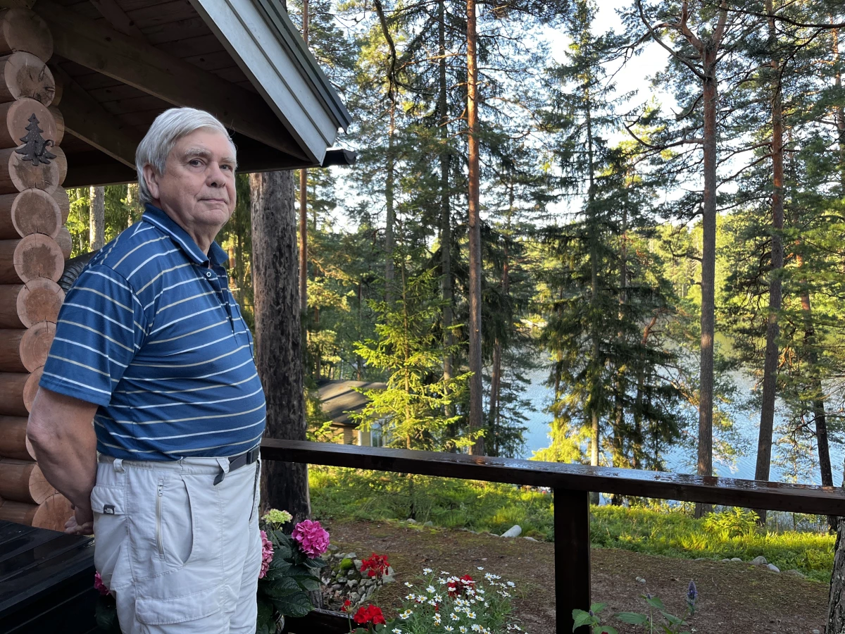 Jarmo Makela, Finnish political commentator.