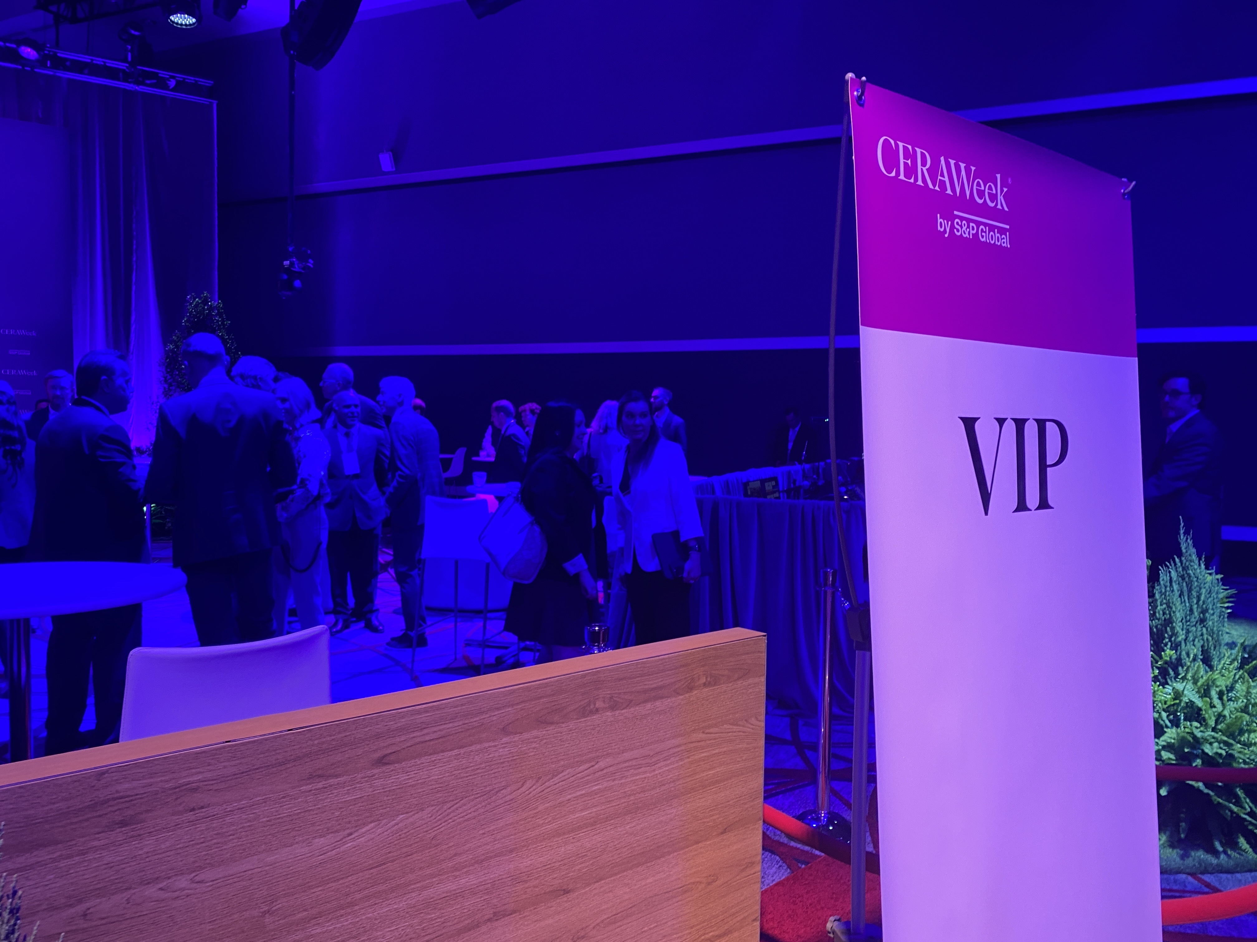 The Iran war created a global natural gas shortage — a windfall for U.S. companies