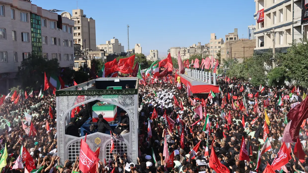 U.S. and Iran exchange intensifying fire across Mideast, threatening ceasefire deal