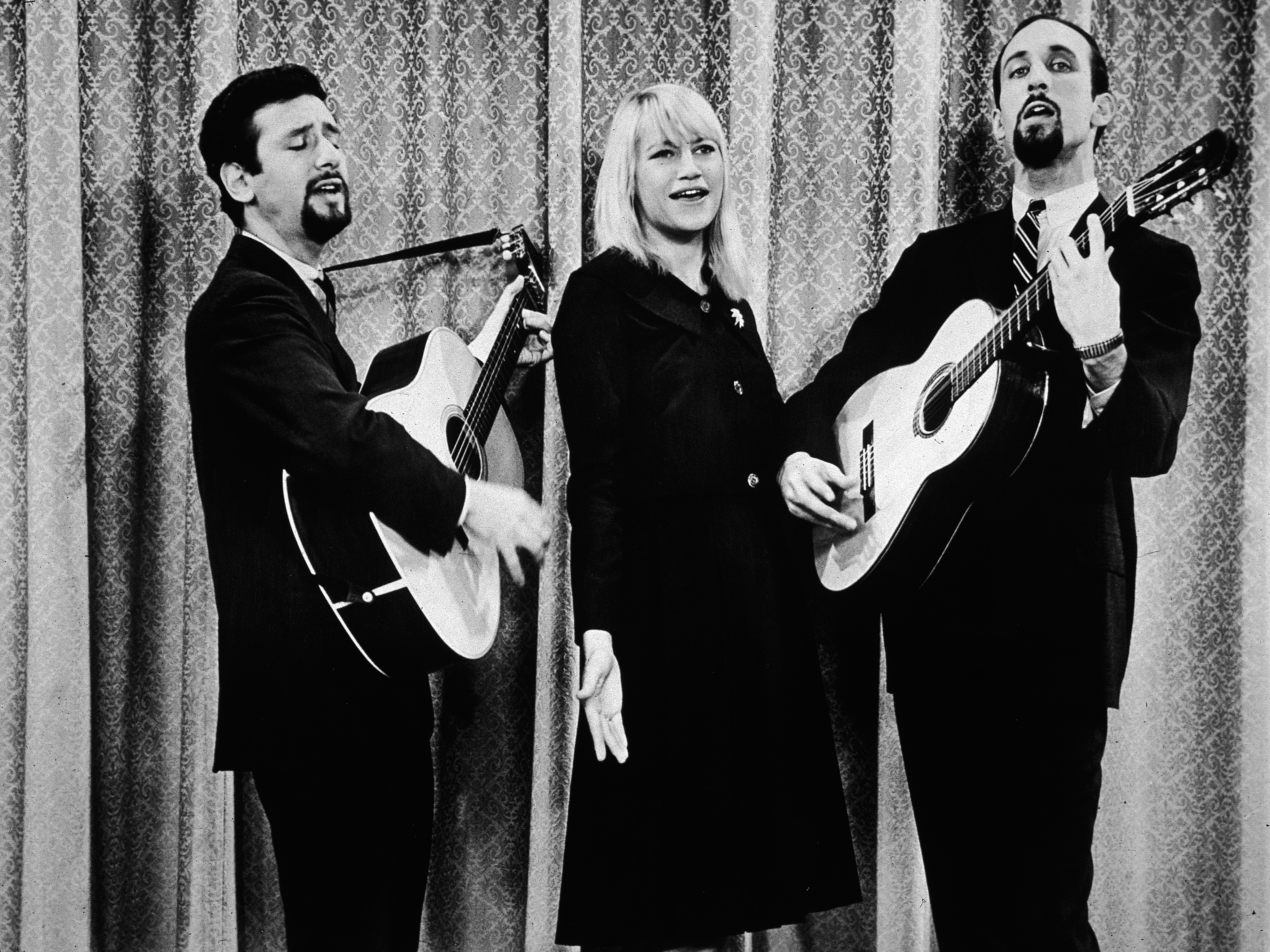 Peter Yarrow of the folk trio Peter, Paul and Mary has died at 86 