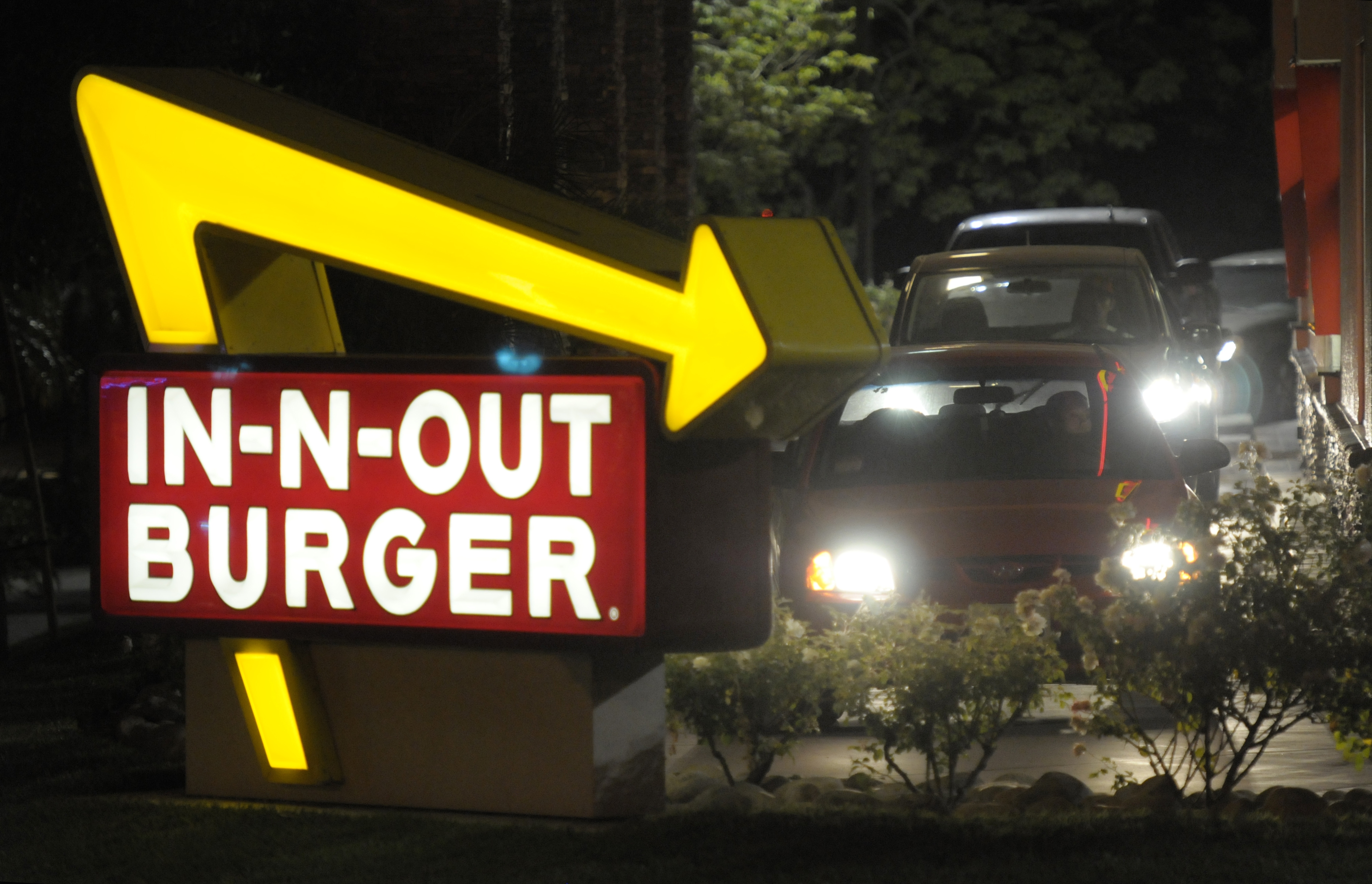 Idaho fast food restaurant shooting leaves 3 dead, city spokesman says