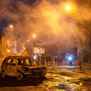A burned car is seen after a Russian missile attack in Kyiv, Ukraine, Saturday, Aug. 1, 2026. (AP Photo/Dan Bashakov)