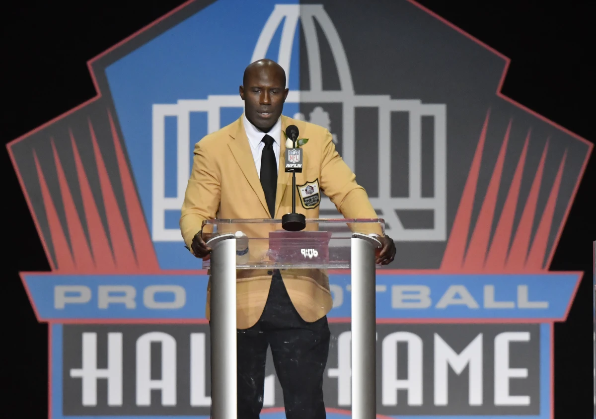 Former NFL player Terrell Davis said Monday, July 15, 2024, he was “humiliated' after being handcuffed and removed from a United Airlines flight, then later apologized to by law enforcement, over the weekend. Here, Davis delivers his speech during induction ceremonies at the Pro Football Hall of Fame on Saturday, Aug. 5, 2017, in Canton, Ohio.