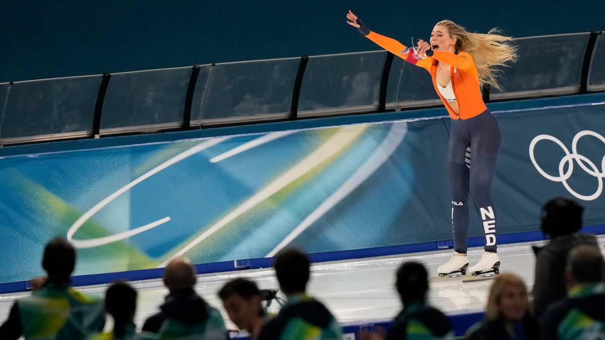 Crowd favorite Jutta Leerdam of the Netherlands, after her breathtaking gold-medal-winning lap.