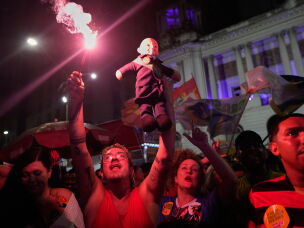 Supporters of President Luiz Inacio Lula da Silva celebrate after he wins a fourth term in the presidential runoff in Rio de Janeiro, Brazil, Sunday, Oct. 25, 2026.