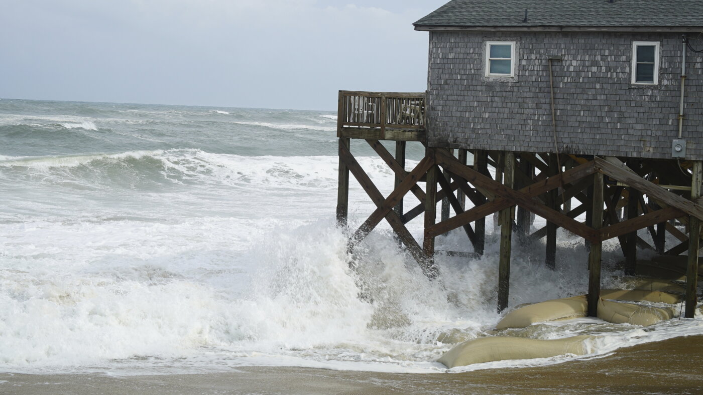 Hurricane Erin to cause dangerous rip currents on East Coast : NPR