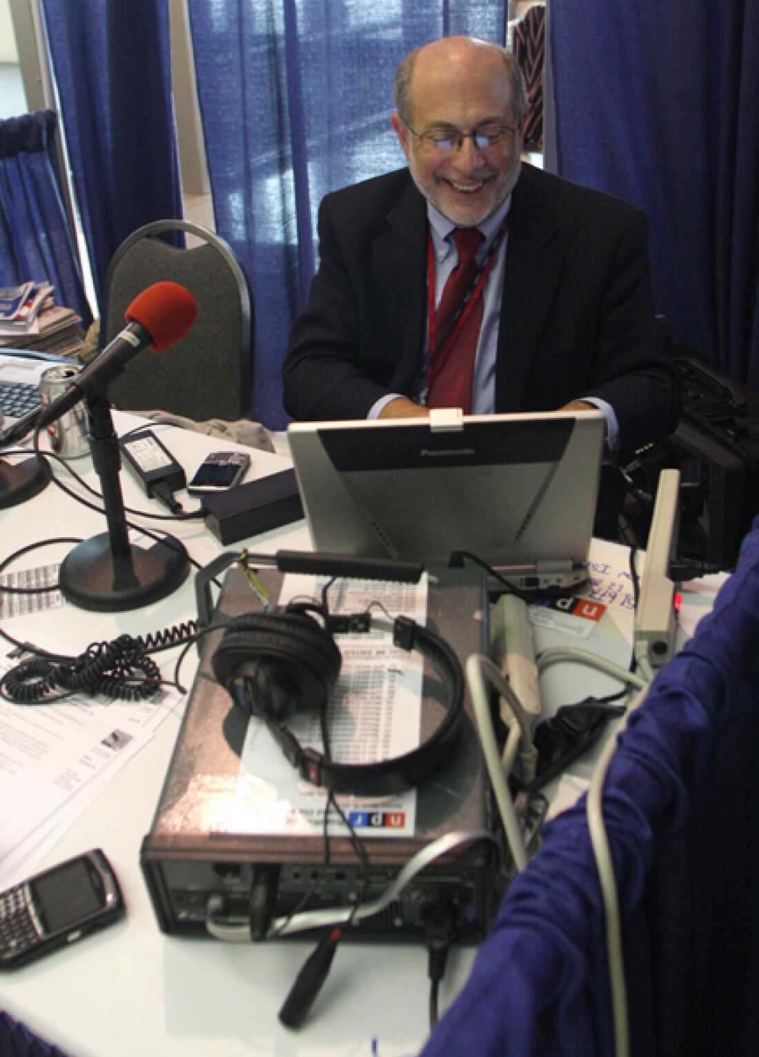 Former NPR host Robert Siegel, shown at the Republican National Convention in 2008.