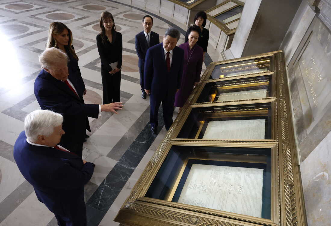 Potential Taiwan tension sparked ‘last minute’ change in Trump-Xi National Archives visit : NPR Potential Taiwan tension sparked ‘last minute’ change in Trump-Xi National Archives visit : NPR