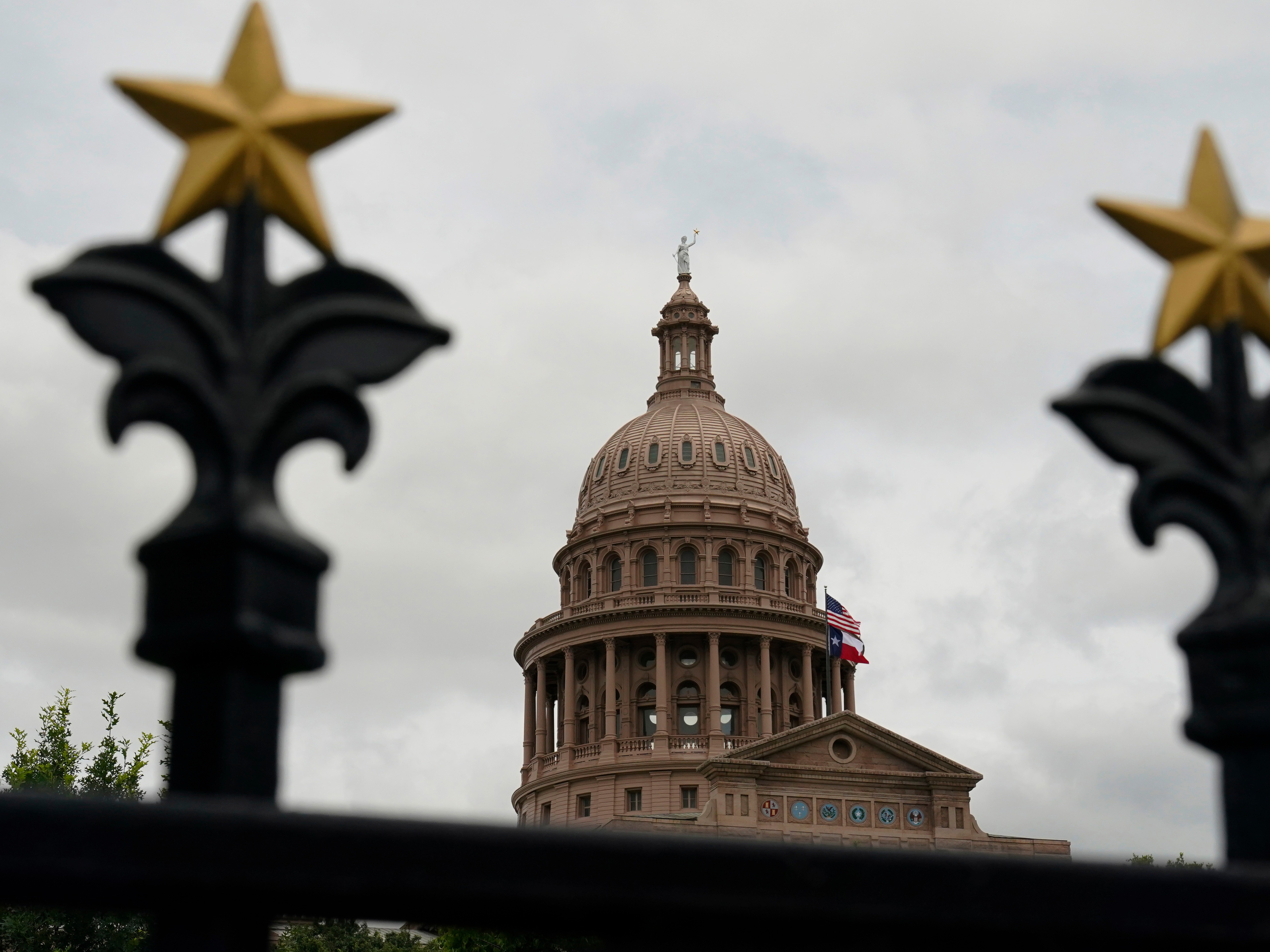 Supreme Court blocks order that found Texas congressional map is likely racially biased