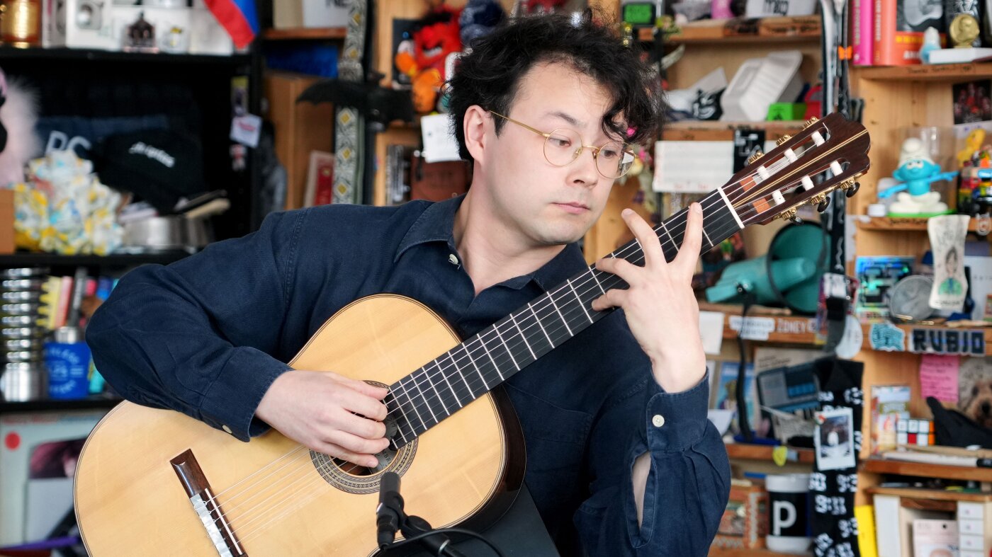 Sean Shibe: Tiny Desk Concert