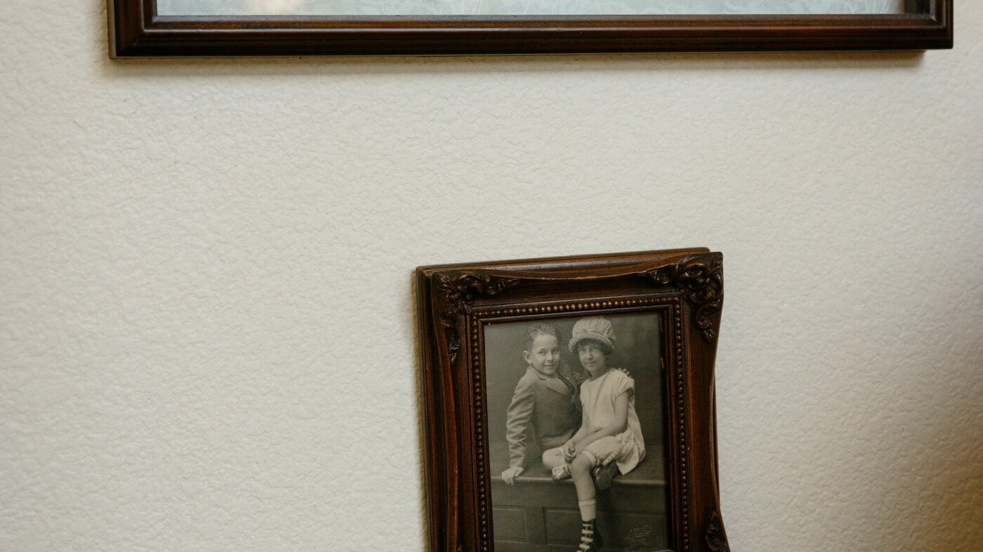 A U.S. veteran adopted an orphan from Iran. Decades later, ICE is trying to deport her