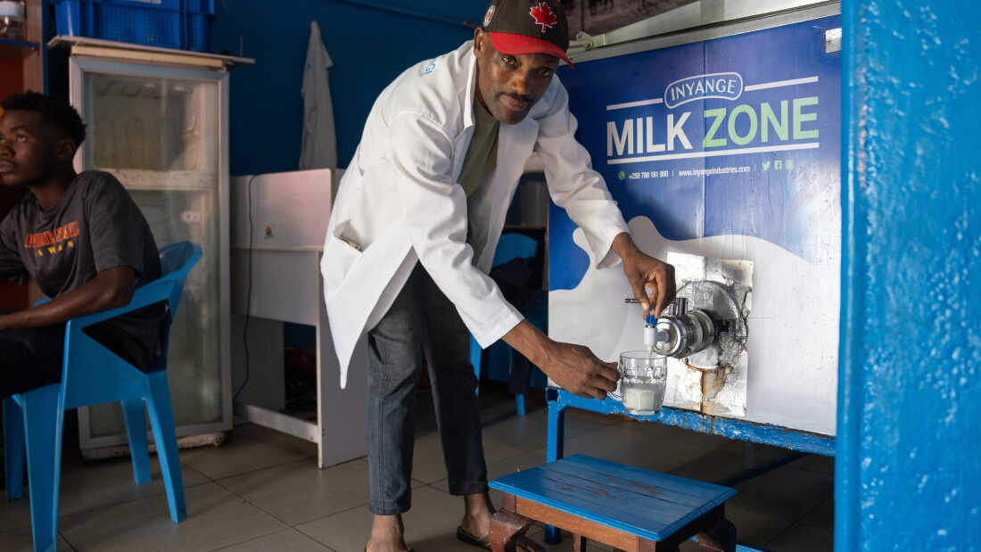 rwanda milk-2159.jpg