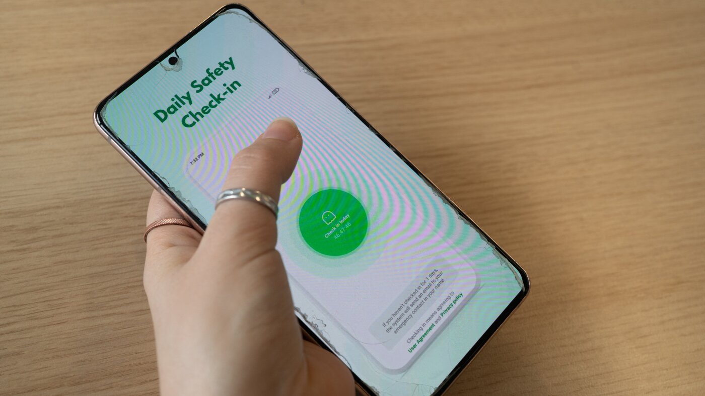 Here's why people say they're using 'Are You Dead?' and apps like it