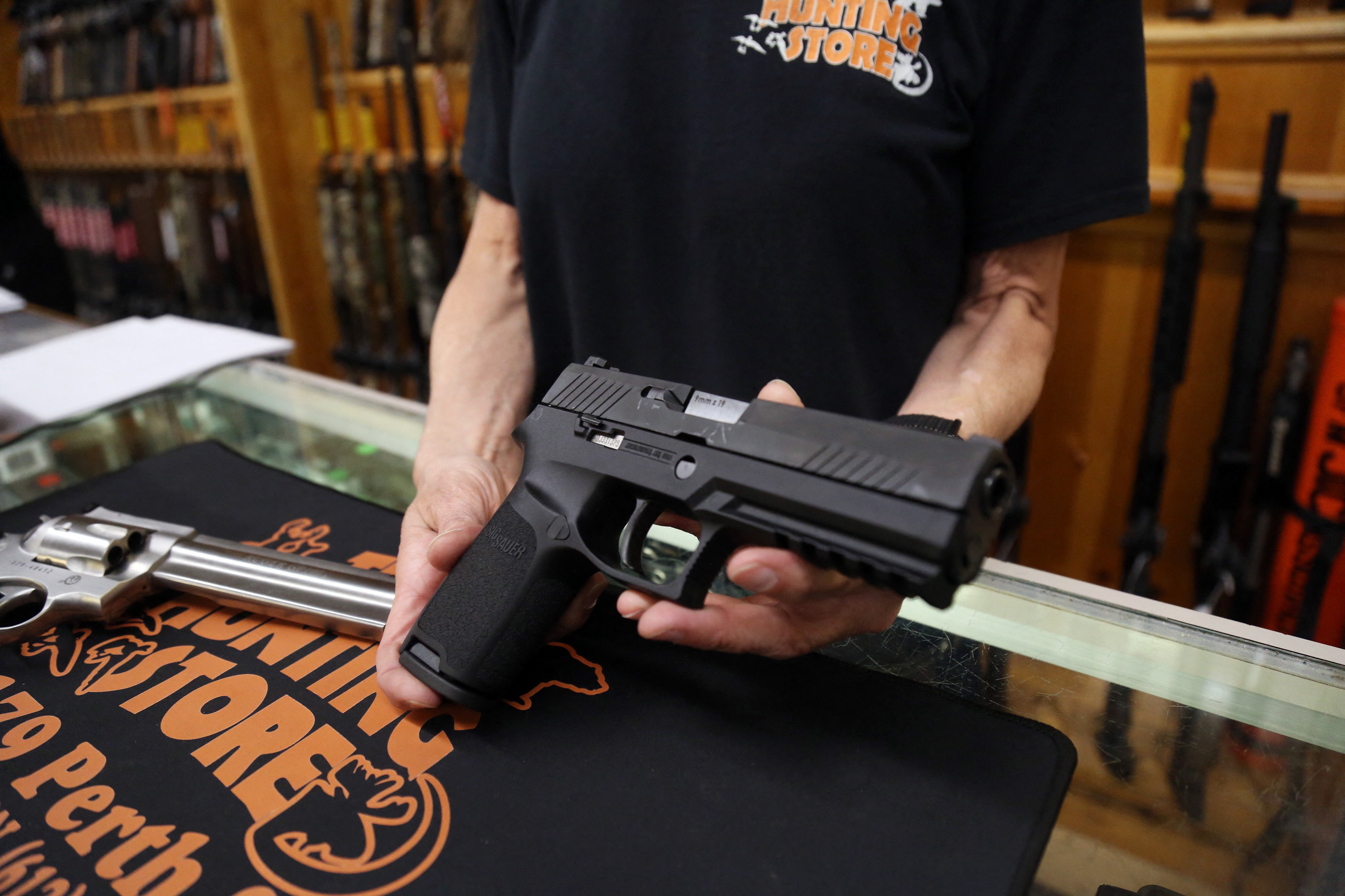 Sig Sauer guns hanging on soldiers’ hips may be firing without trigger pull Sig Sauer guns hanging on soldiers’ hips may be firing without trigger pull