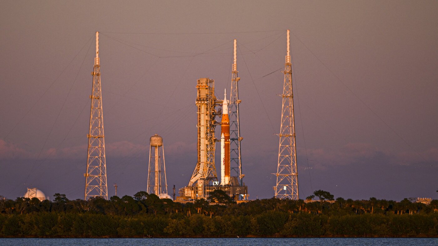 NASA delays launch of Artemis II lunar mission by a month : NPR NASA delays launch of Artemis II lunar mission by a month : NPR
