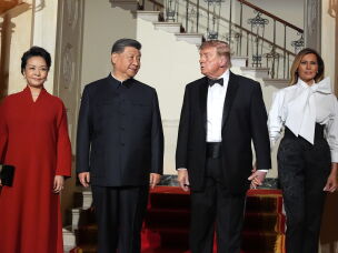 President Donald Trump and first lady Melania Trump pose for a photo with China's President Xi Jinping and his wife Peng Liyuan in the Grand Foyer of the White House during a State Dinner, Thursday, Sept. 24, 2026, in Washington.
