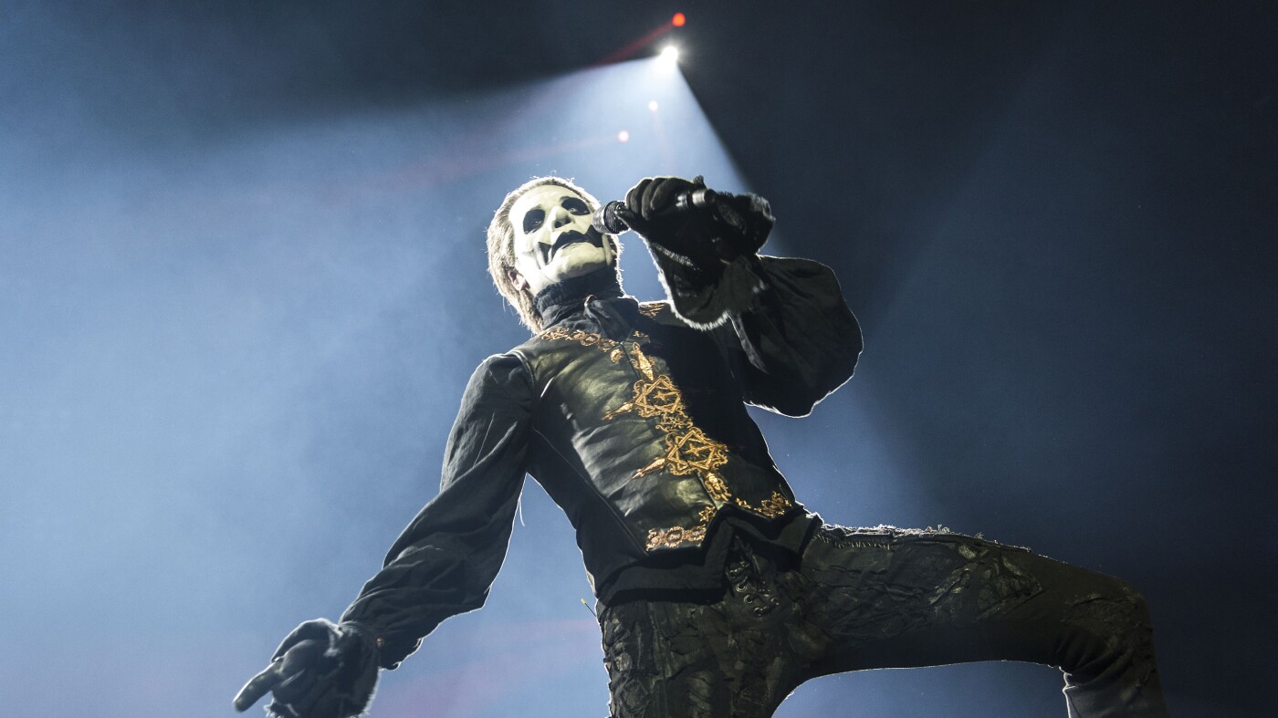 A Swedish hard-rock band tops the charts, while Kendrick Lamar ties an all-time record A Swedish hard-rock band tops the charts, while Kendrick Lamar ties an all-time record