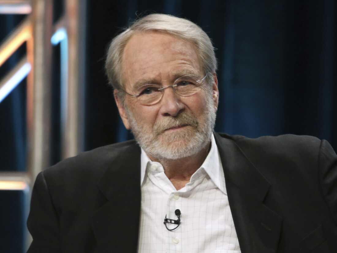 Martin Mull participates in 