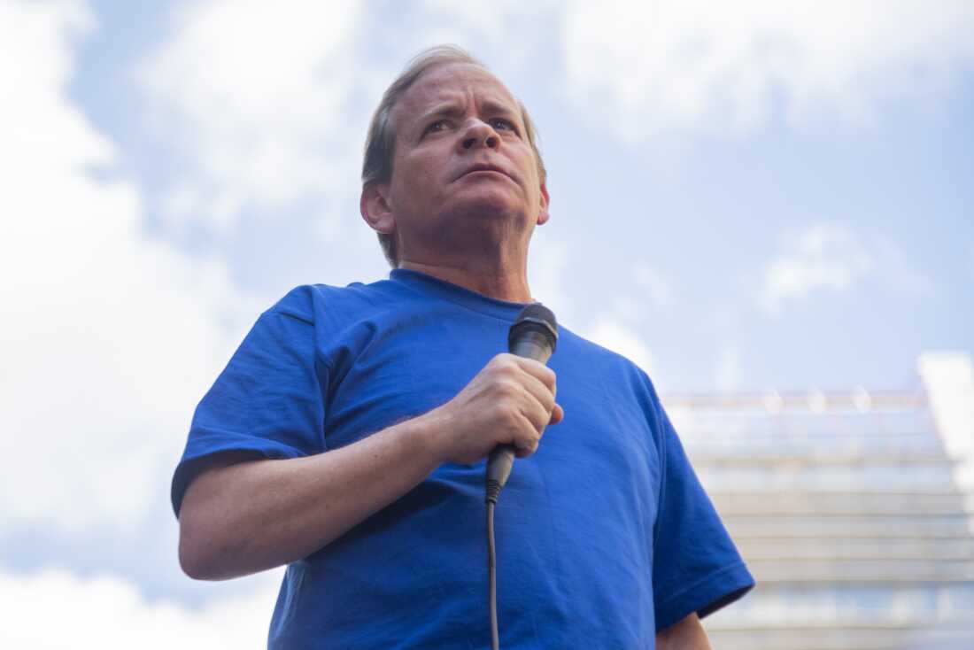 The former deputy of the National Assembly of Venezuela, Tomás Guanipa, observes during a protest called by the opposition on the eve of the presidential inauguration in Caracas, Venezuela, on Jan. 9, 2025.