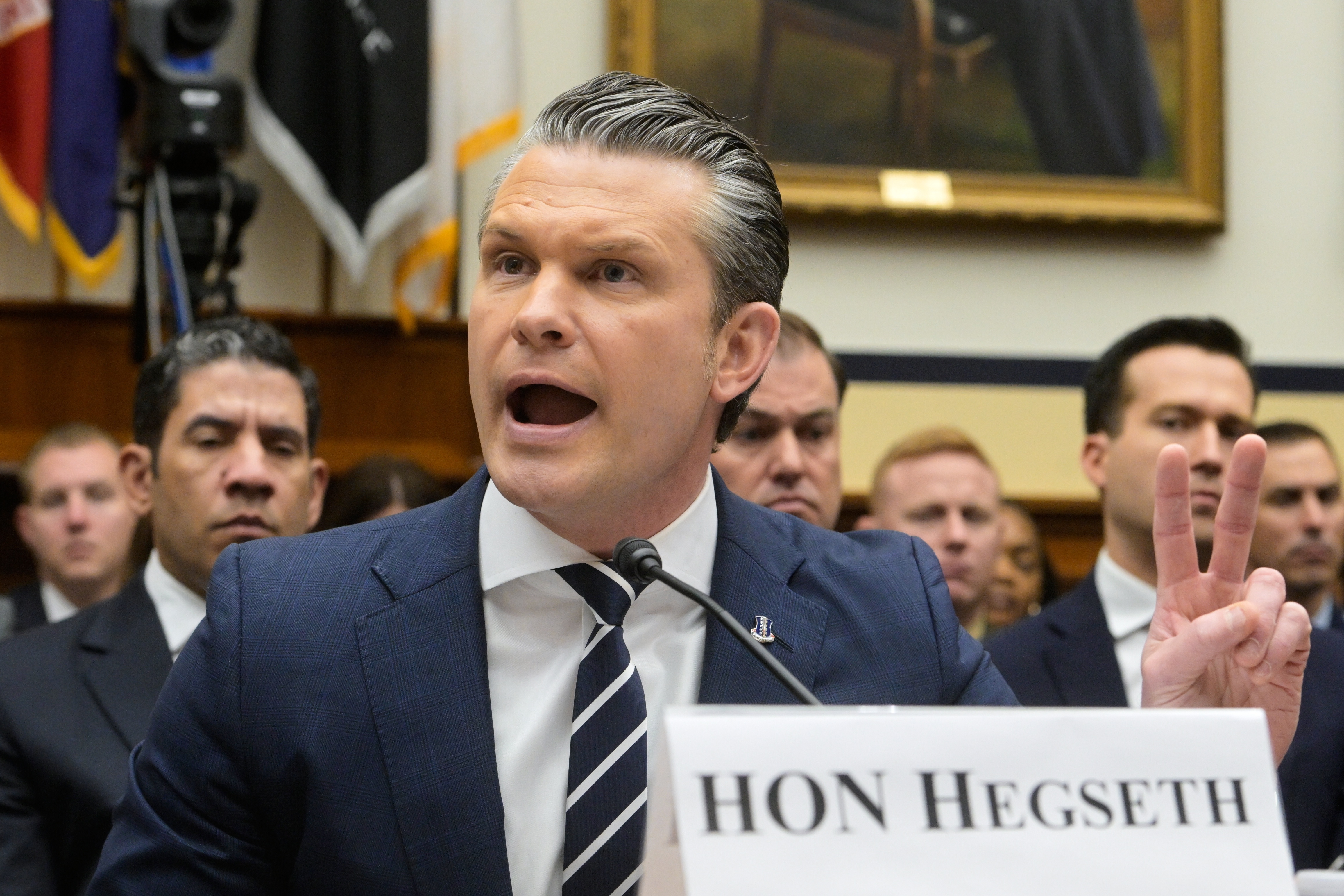 Hegseth, savaşın başlamasından bu yana ilk kongre görünümünde İran hakkında sorularla karşı karşıya