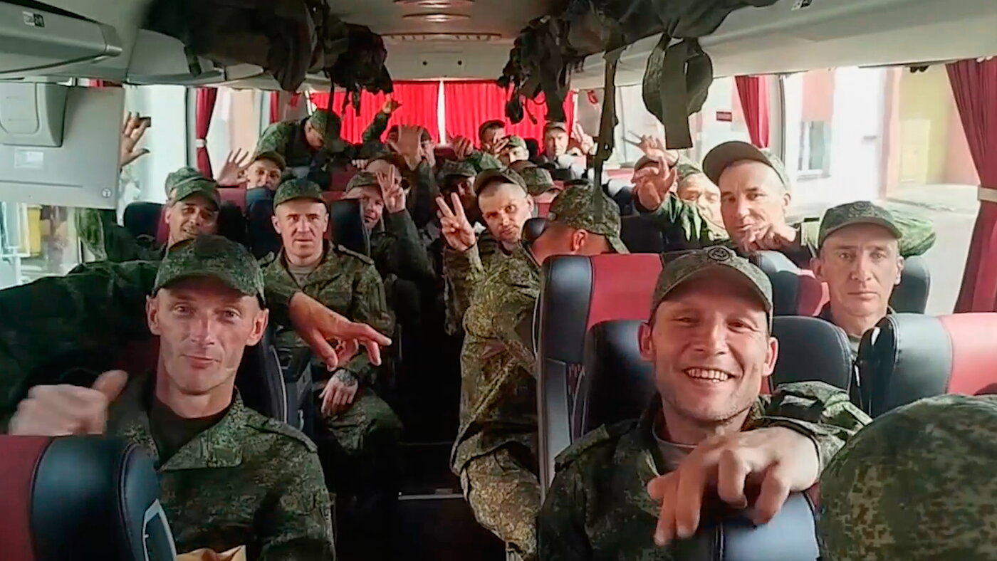Russia seizes Ukrainian POWs, then it demands favors from their relatives
