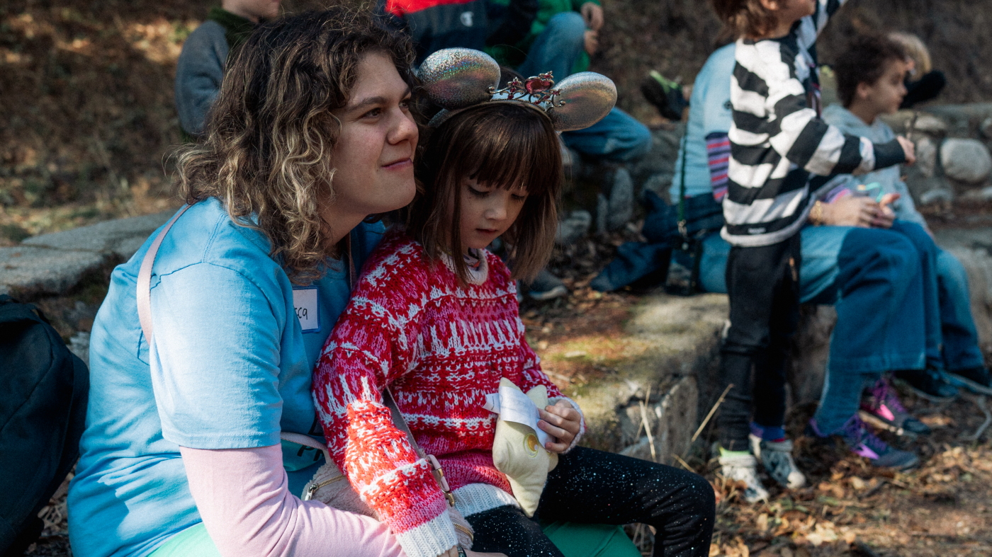 Wie ein Camp in Los Angeles Kindern nach den Waldbränden Raum gab ...
